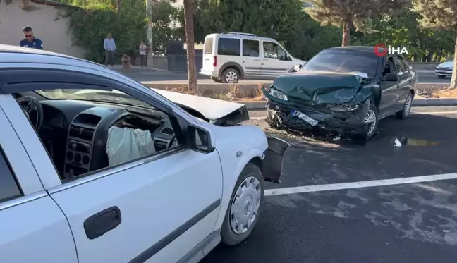 Malatya'da zincirleme trafik kazası: 3 Yaralı