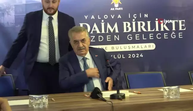 AK Parti Genel Başkan Yardımcısı Hayati Yazıcı, 