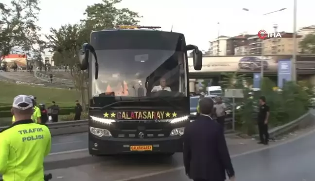 Galatasaray Kadıköy'e Geldi