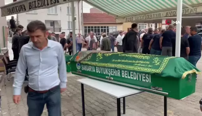 Kız İsteme Dönüşü Kazaya Karışan Yaşlı Çift Yan Yana Defnedildi