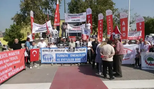 EYT'liler Kadıköy'de Eylem Düzenledi