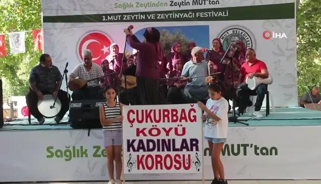 Mersin'de Şalvarlı Kadınlar Korosu Festivale Renk Katıyor