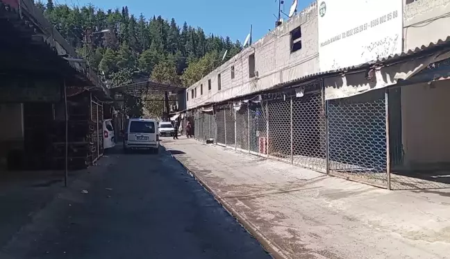 Kadirli Sebze Hali'nde Esnaflar İş Yapamıyor