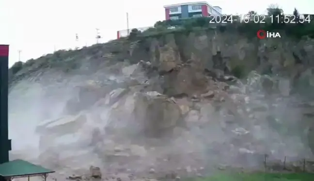 Zonguldak'ta Organize Sanayi Bölgesi'nde Heyelan Kamerada