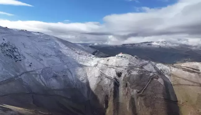 Palandöken Dağı'na İlk Kar Düştü