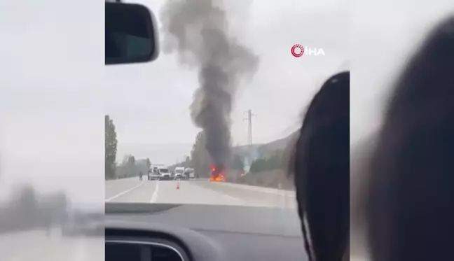 Erzincan'da Trafik Kazası: 5 Ölüm