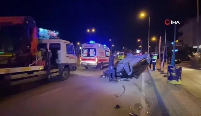 Kocaeli'de Takla Atan Otomobilde 3 Kişi Yaralandı