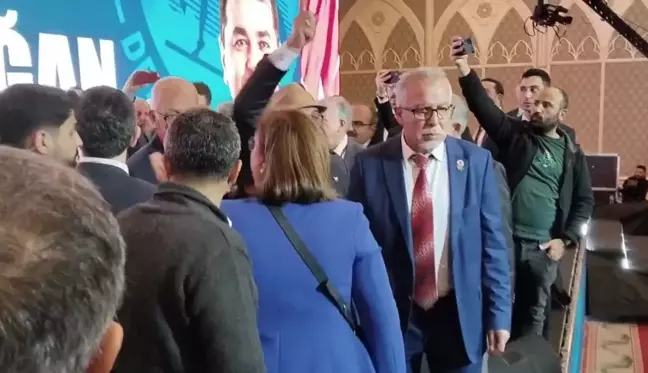 Gültekin Uysal, Demokrat Parti Genel Başkanlığına Yeniden Seçildi