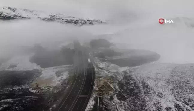 Erzincan'da Yoğun Sis Etkili: Görüş Mesafesi 30 Metreye Düştü