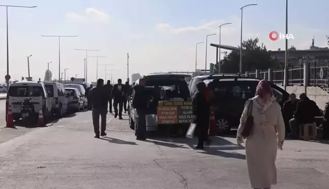 Konya'da Hayır İçin Çorba Dağıtan Lokman Yıldız'ın Hikayesi