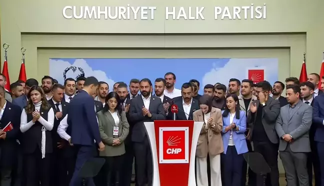 CHP Pm Üyesi Cem Aydın: 'Chp'nin Altı Oklu Bayrağını En Yüksekte Dalgalandırmak İçin Chp Gençlik Kolları Genel Başkanlığına Adayım'