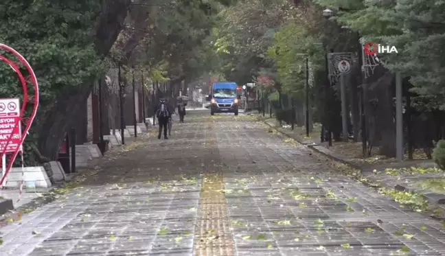 Kırklareli'nde Sağanak Yağış Hayatı Olumsuz Etkiliyor