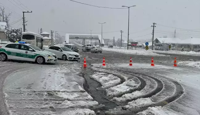 Bolu'da 134 Köy Yolu Kapandı