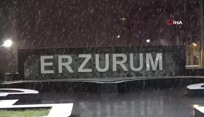 Erzurum'da Kar Yağışı Etkili Olmaya Başladı