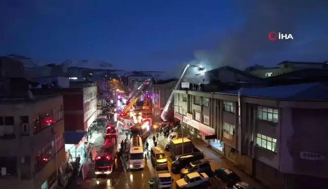 Ankara'da Boya Atölyesinde Çatı Yangını