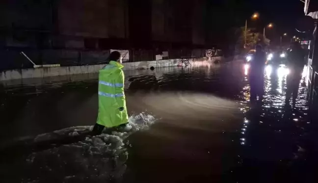 Bodrum'da sağanak yağmur sel felaketine yol açtı