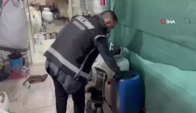 Bursa'da 9 bin 865 litre sahte ve kaçak alkol ele geçirildi