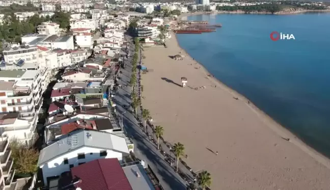 Didim'de Aralık Güneşi Altınkum Sahili'ni Canlandırdı