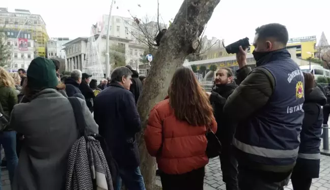 Suriye'de Hayatını Kaybeden Gazeteciler İçin Basın Açıklamasına Polis Müdahalesi