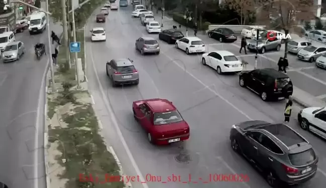 Kütahya'da 3 Ayrı Trafik Kazası Güvenlik Kamerasında