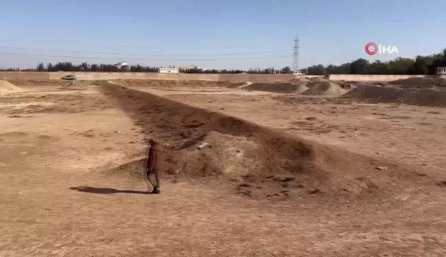 Suriye'de kadınların gömüldüğü toplu mezarlar bulundu