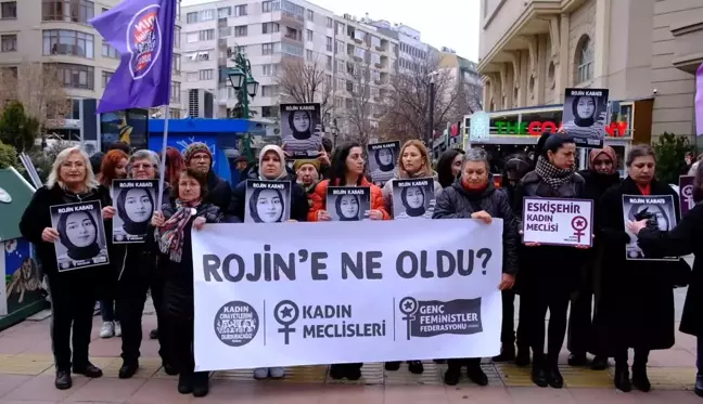 Eskişehir'de Kadınlar Rojin Kabaiş İçin Eylem Düzenledi