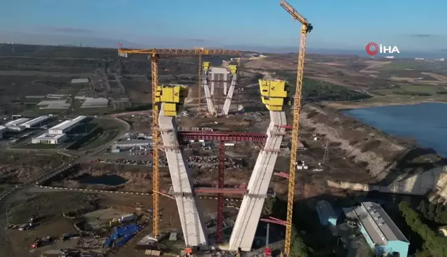 Kanal İstanbul'un ilk köprüsü yükseliyor