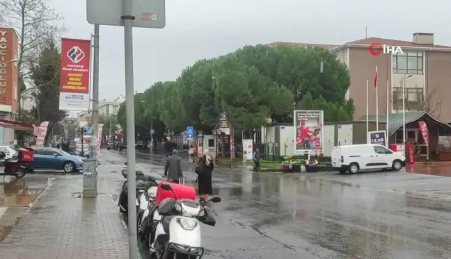 Tekirdağ'da Sağanak Yağış Trafiği Olumsuz Etkiledi