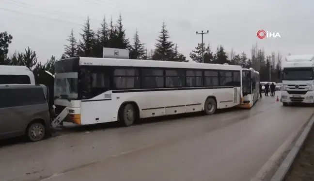 Çubuk'ta Zincirleme Kaza: 31 Yaralı