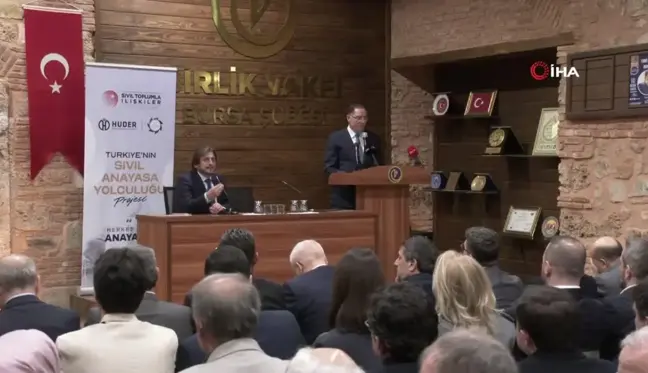 Şeref Malkoç: Mevcut Anayasada Yaşanan Sıkıntılar Uygulamadan Kaynaklanıyor