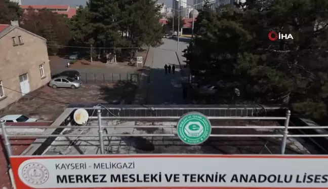 Kayseri'deki Meslek Lisesi Öğrencileri Kendi İşlerinin Patronu Oluyor