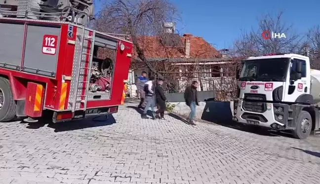 Burdur'da Mutfakta Çıkan Yangın Büyümeden Söndürüldü