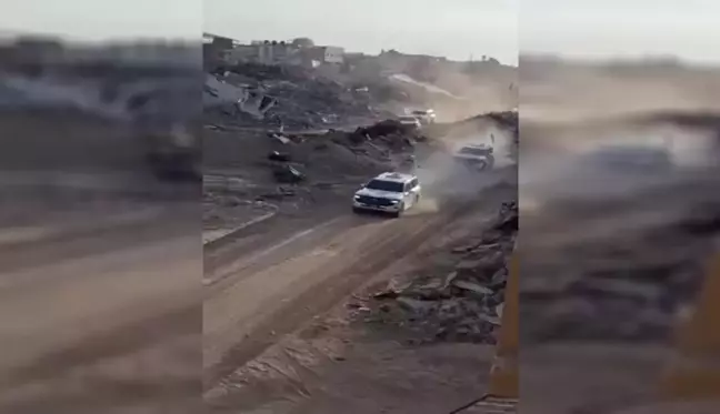 Hamas, Üç Rehineyi Serbest Bıraktı