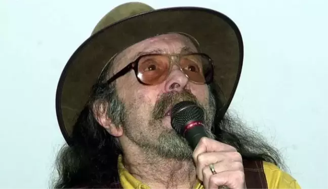 Cem Karaca askerliği nerede yaptı?