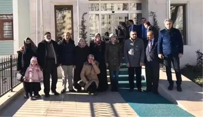Nişancı'nın kızı ve eşi Umre'ye uğurlandı