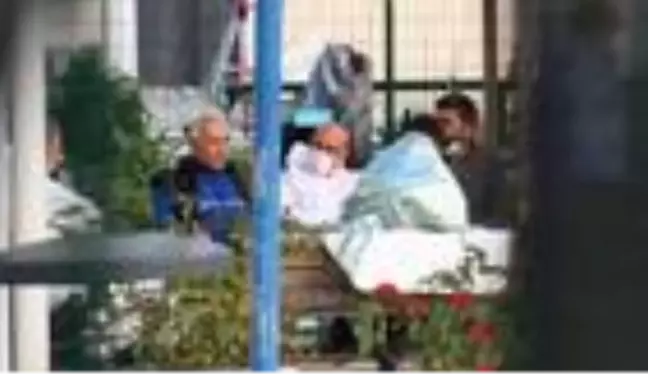Fatih'te balıkçı teknesi battı: 2 kişi öldü 11 kişi kurtarıldı