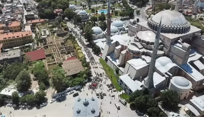 Son dakika haberleri! MOTORCULAR ŞEHİT YILMAZ ERCAN İÇİN AYASOFYA'DAN YOLA ÇIKTI AKTÜEL GÖRÜNTÜYLE)