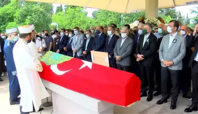 İLK ÇEVRE BAKANININ EŞİ ÖZNUR ÖZDEMİR ÖZALTIN SON YOLCULUĞUNA UĞURLANDI