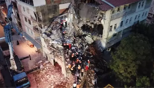 BURSA'DA GERÇEĞİNİ ARATMAYAN DEPREM TATBİKATI