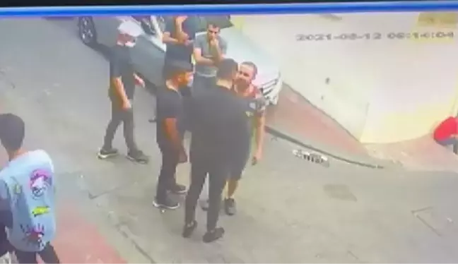 BODYGUARD YUMRUĞU KOMAYA SOKTU