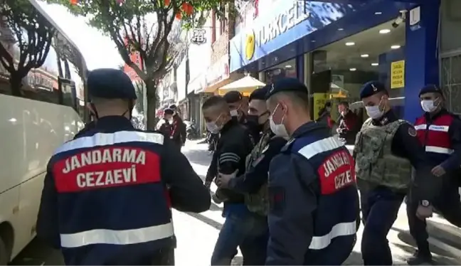 Katil zanlısının soğukkanlılığı ürküttü: Cinayetten sonra duş alıp cesedi banyoya taşıdım