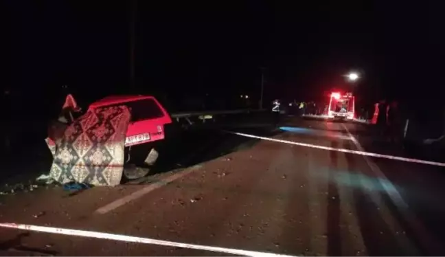 Son dakika haberi... KONYA'DA KAMYONET İLE OTOMOBİL ÇARPIŞTI 2 ÖLÜ, 3 YARALI