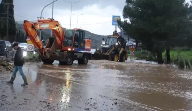 BODRUM'DA SAĞANAK YAĞMUR SU BASKINLARINA NEDEN OLDU