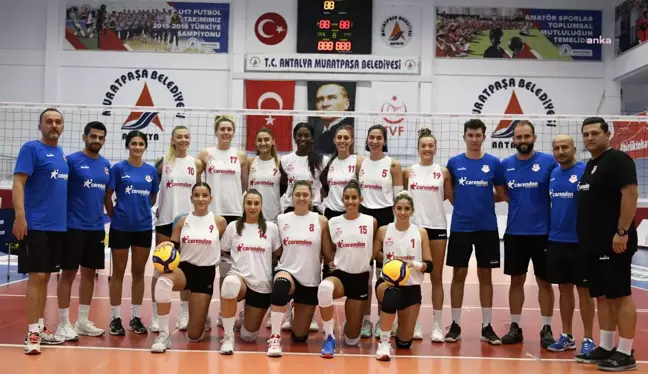 Antalya haberi: Muratpaşa Belediyespor Kadın Voleybol Takımı Antrenörü Kamberoğlu: