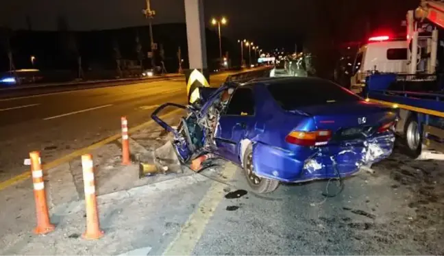 ANKARA'DA OTOMOBİL BARİYERE ÇARPTI 1 ÖLÜ, 1 YARALI