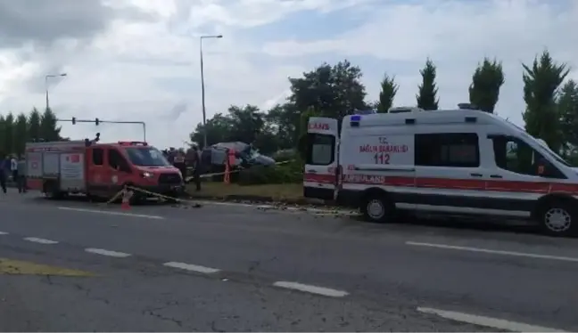 Kırmızı Işık İhlali Yapan TIR'ın Çarptığı Araçta Hayatını Kaybedenler Toprağa Verildi