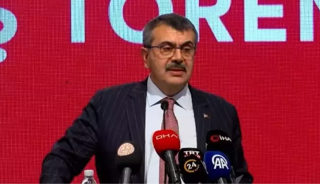 BAKAN TEKİN: EĞİTİMLE İLGİLİ TARTIŞMALARIN ZENGİNLİK OLUŞTURDUĞUNA İNANIYORUM