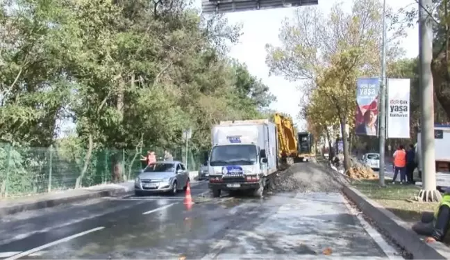 Sarıyer'de İSKİ'ye ait isale hattında boru patladı