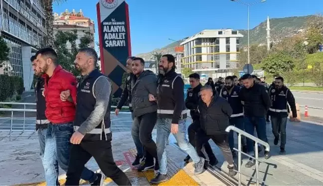 Alanya'da Suç Örgütü Operasyonu: Lider ve 11 Şüpheli Tutuklandı