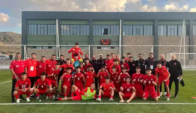 Türkiye U16 Milli Takımı, Danimarka'yı 4-2 Yenerek Şampiyon Oldu